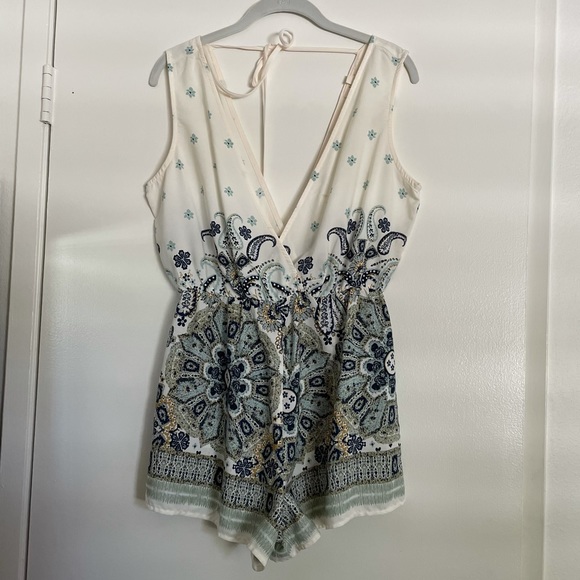 Geometric Romper - Picture 1 of 4